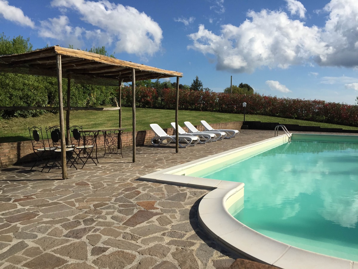 Villa Caselli - countryside villa in near Cecina 1 Italian Breaks