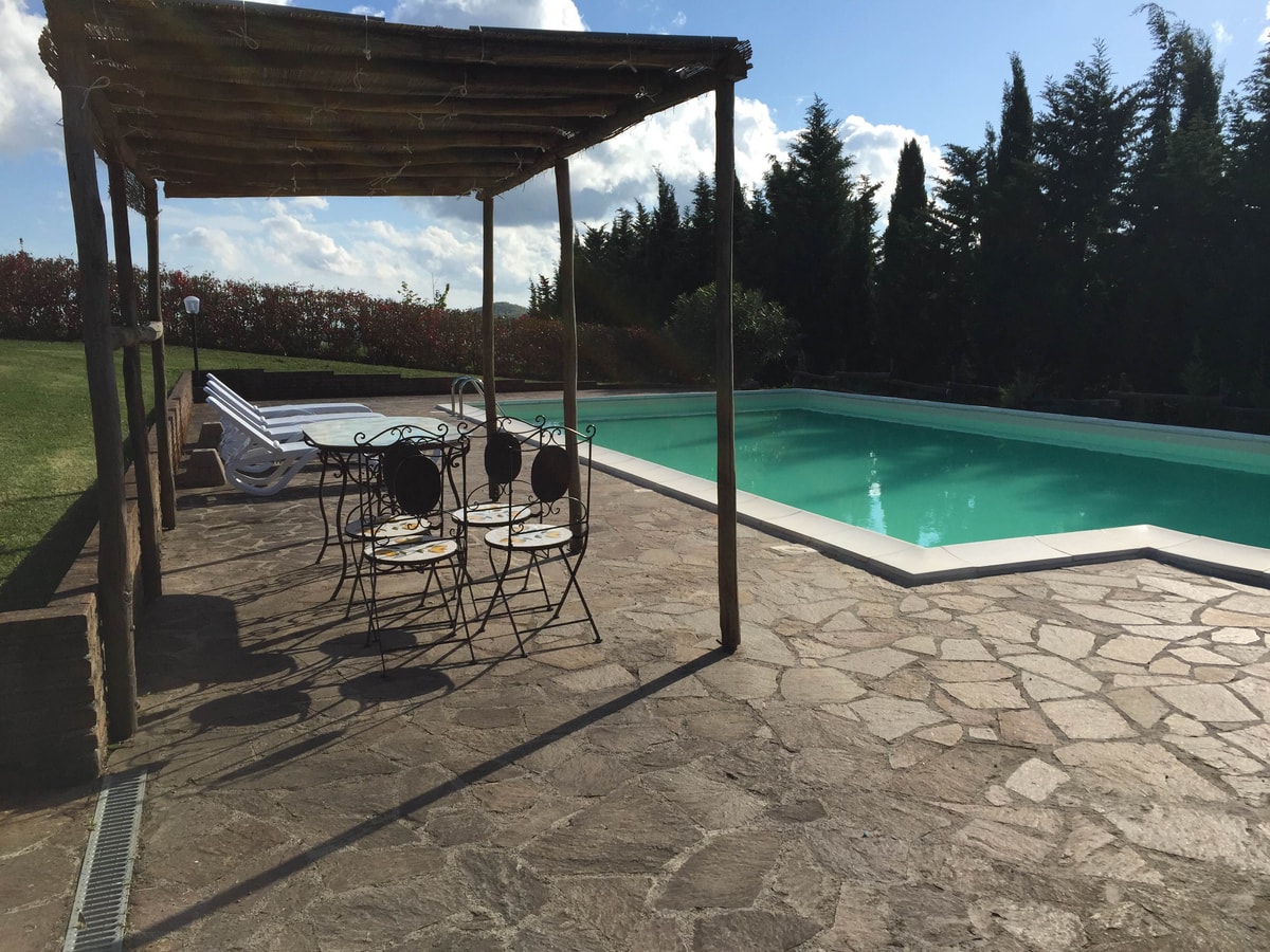 Villa Caselli - countryside villa in near Cecina 2 Italian Breaks