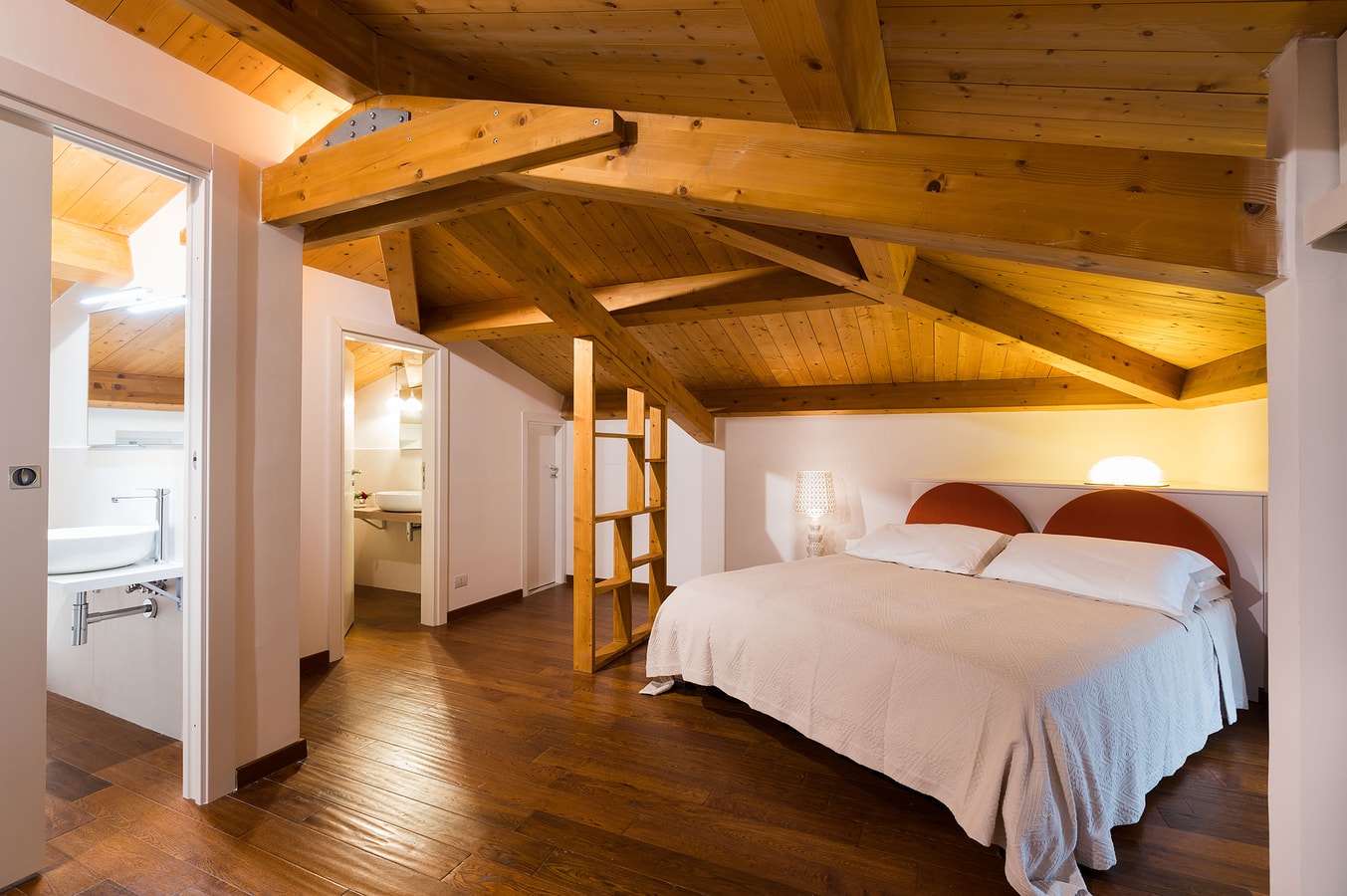 Villa Coco (10 Guests) – Exclusive villa with private pool, Sicily 36 Italian Breaks