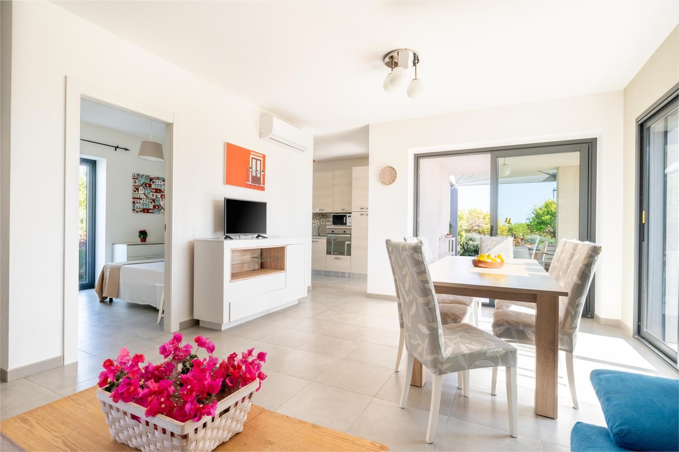 Villa Lavanda - Modern villa with pool near Noto 4 Italian Breaks