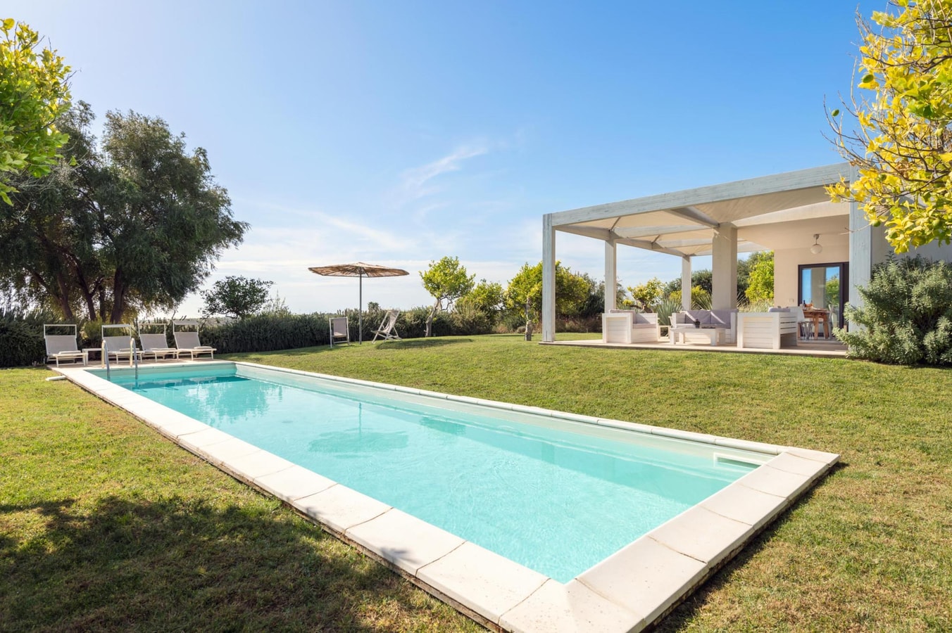 Villa Lavanda - Modern villa with pool near Noto 15 Italian Breaks