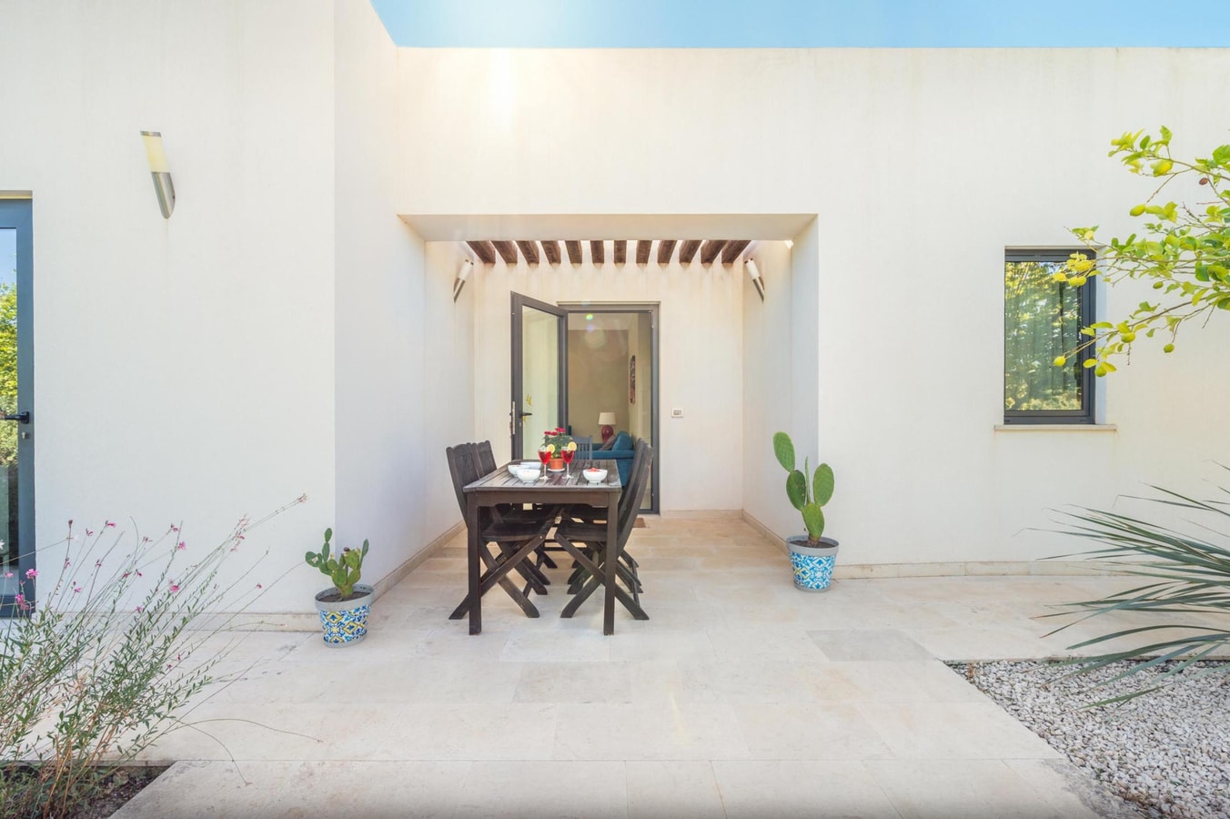 Villa Lavanda - Modern villa with pool near Noto 21 Italian Breaks