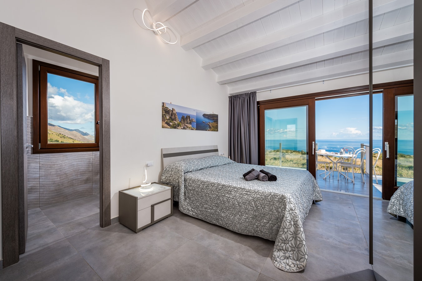 Villa Del Golfo - villa with pool and sea views 10 Italian Breaks