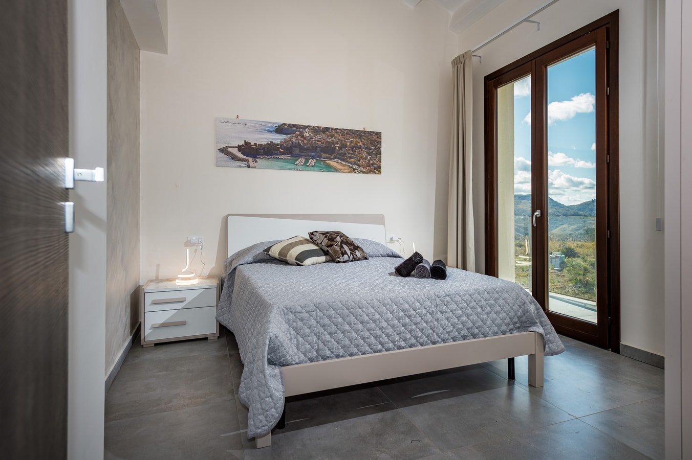 Villa Del Golfo - villa with pool and sea views 18 Italian Breaks