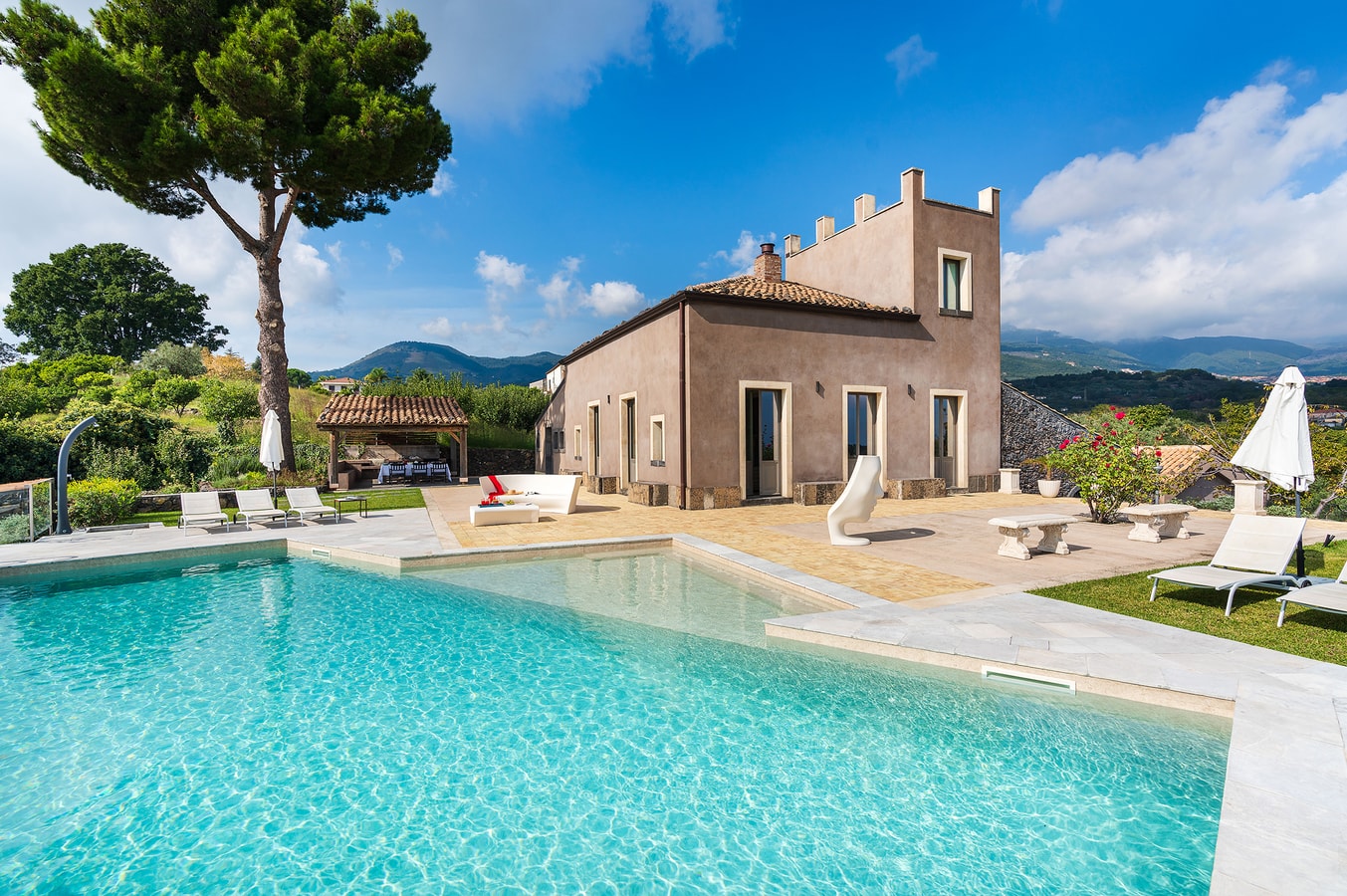 Villa Etnea - Private villa with pool and jacuzzi 3 Italian Breaks