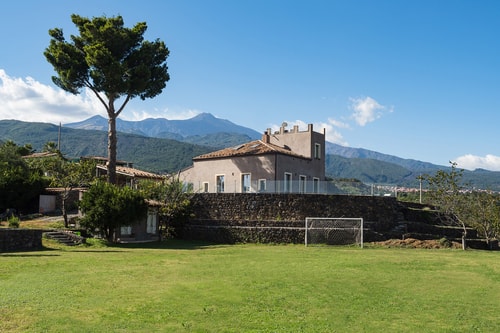 Villa Etnea - Private villa with pool and jacuzzi 42 Italian Breaks