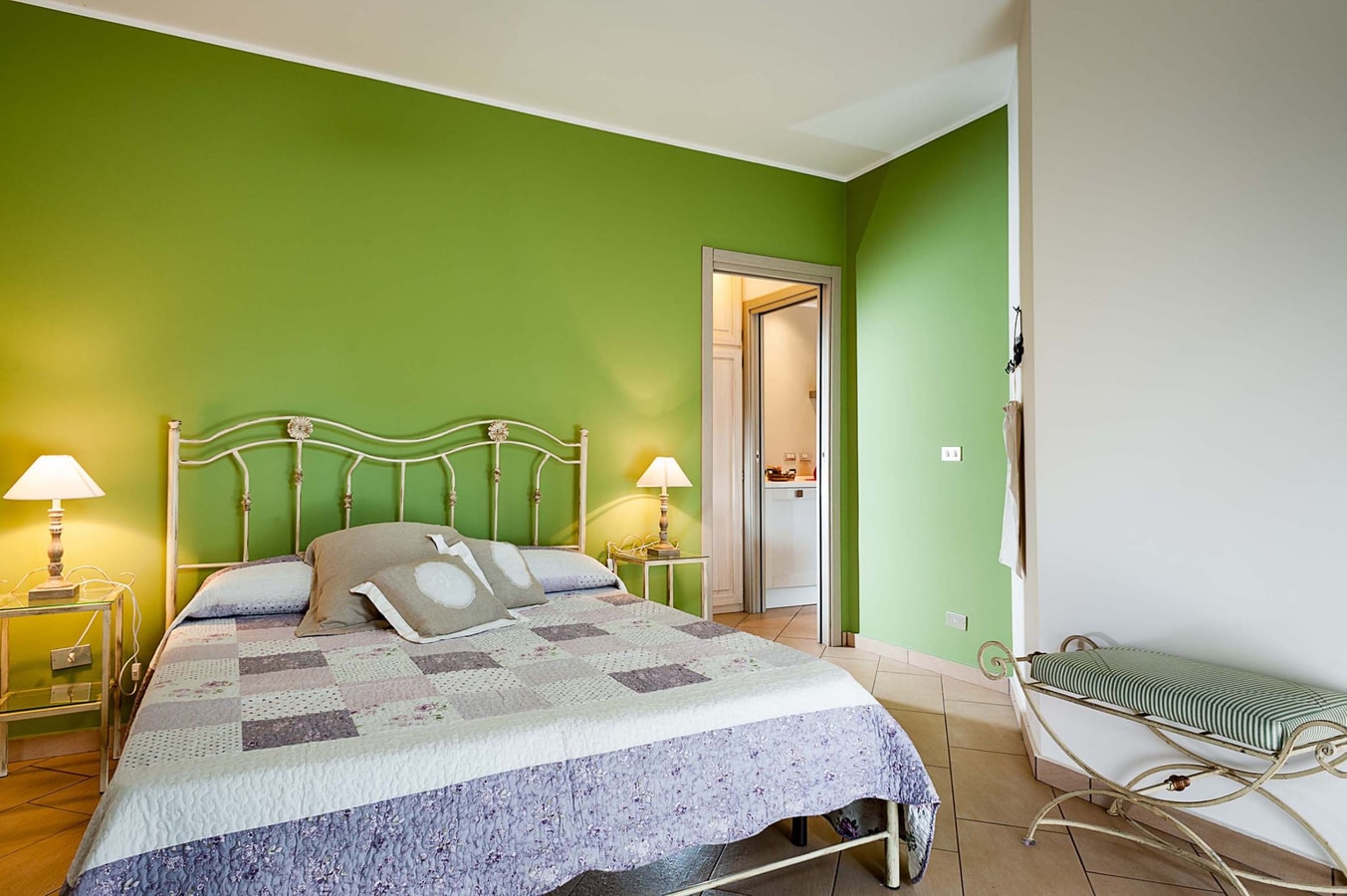 Villa Fiorella - Private villa with heated pool 8 Italian Breaks