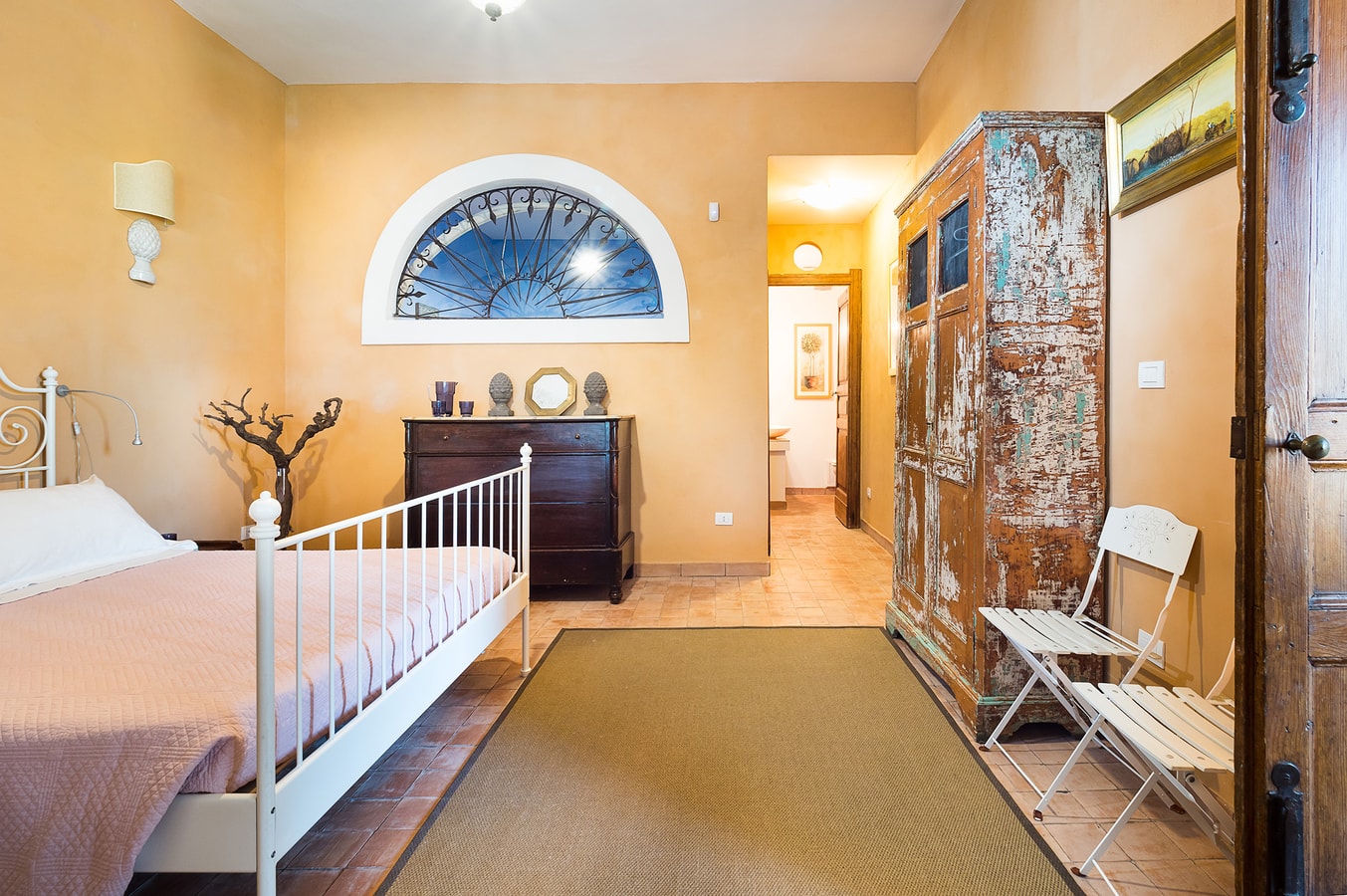 Villa Inessa with private pool, Mt. Etna Area 18 Italian Breaks