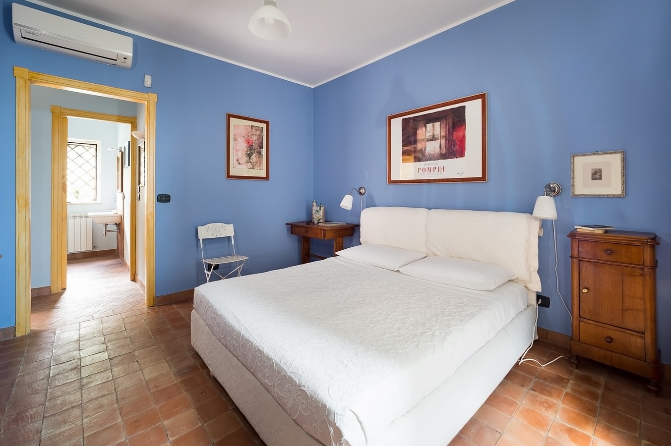 Villa Inessa with private pool, Mt. Etna Area 26 Italian Breaks