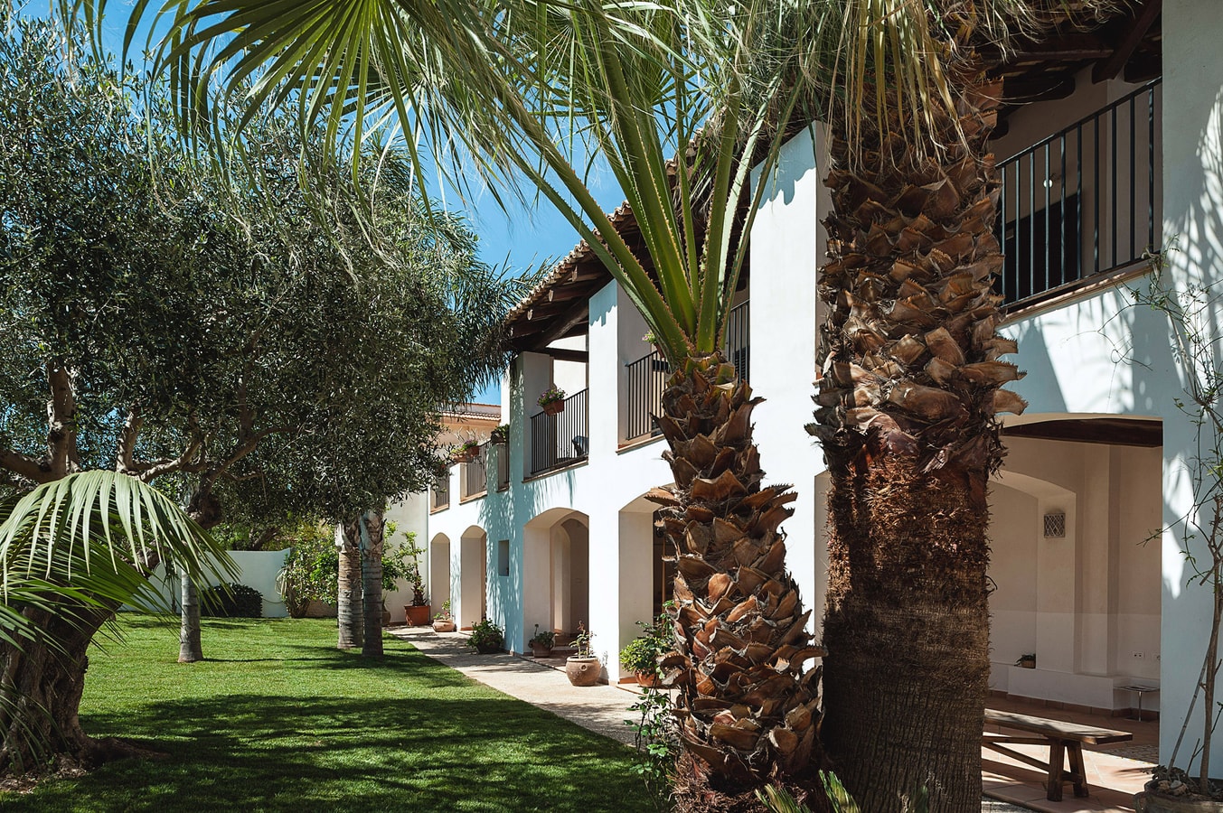 Casa Maissala Uno with shared pool, near sea 24 Italian Breaks