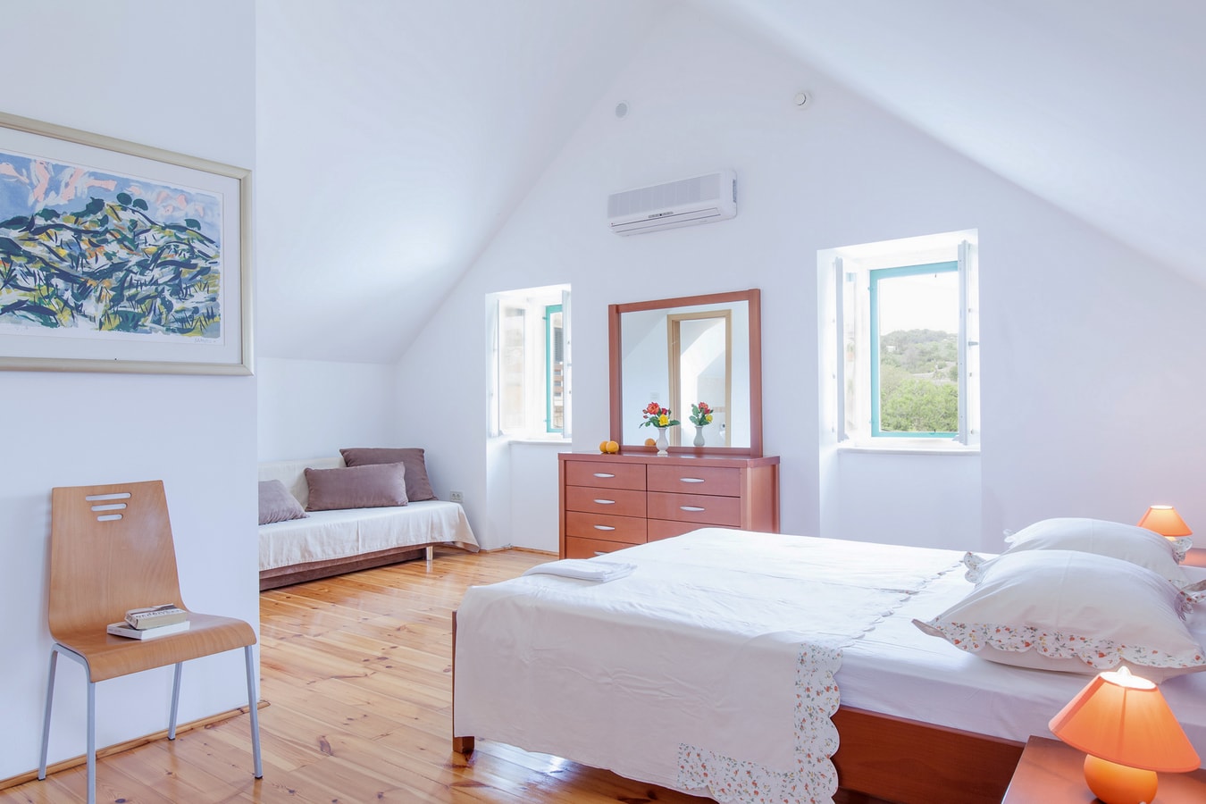 Villa Luka - Modern villa with private heated pool 9 My Villa Breaks