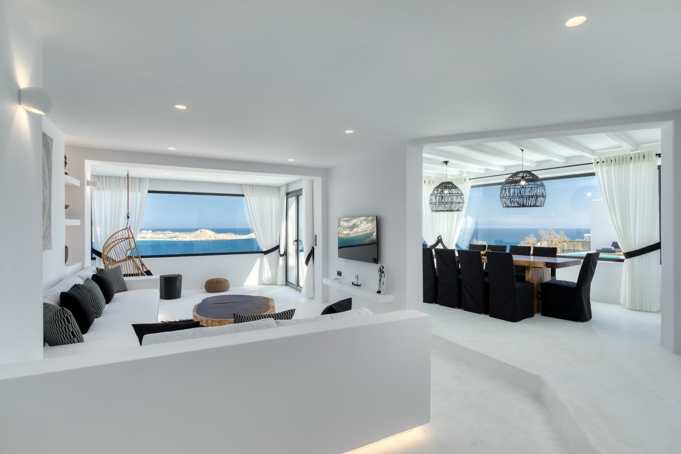 Luxury modern villa with swimming pool and private beach path in Mykonos 2 My Villa Breaks