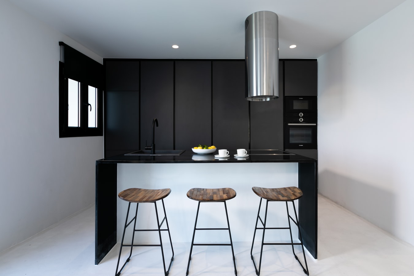 Luxury modern villa with swimming pool and private beach path in Mykonos 5 My Villa Breaks