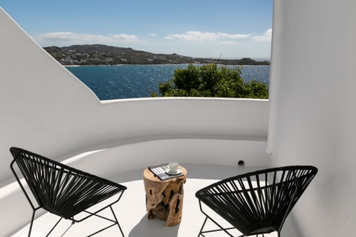 Luxury modern villa with swimming pool and private beach path in Mykonos 28 My Villa Breaks