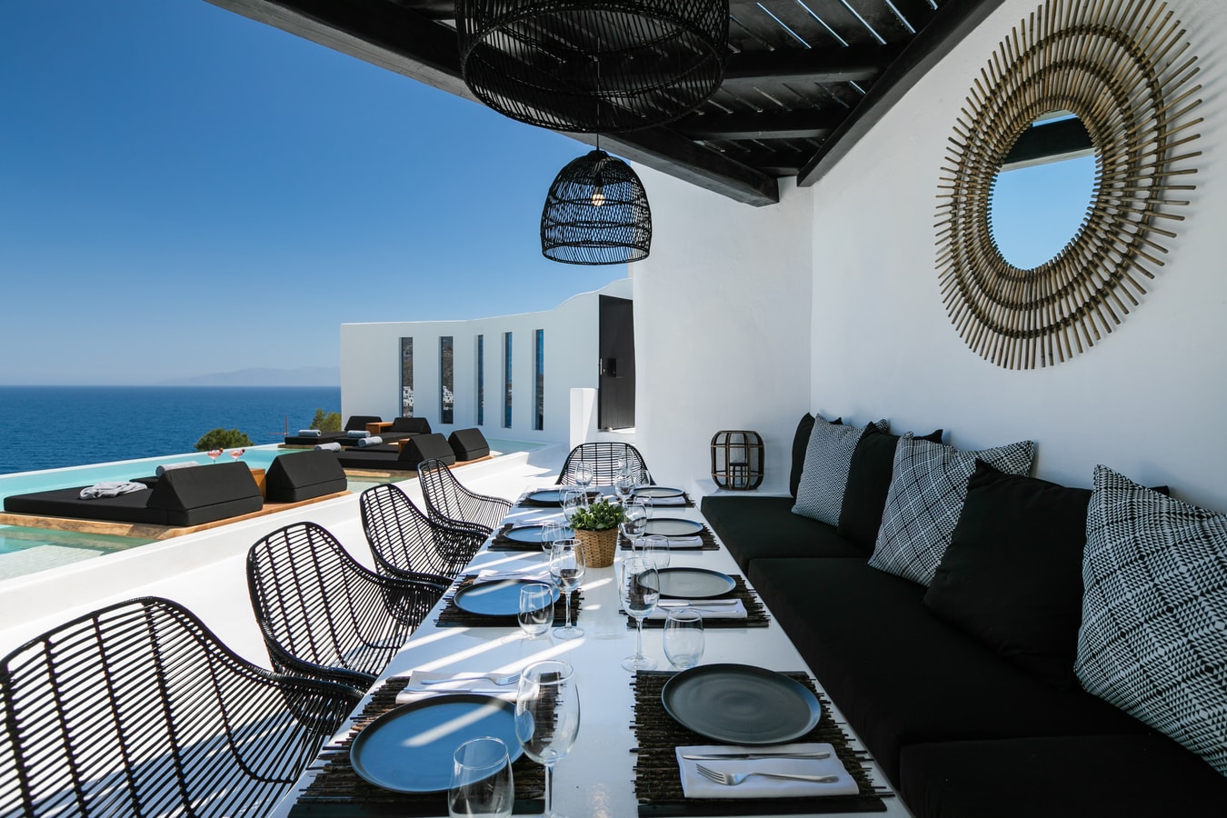 Luxury modern villa with swimming pool and private beach path in Mykonos 34 My Villa Breaks