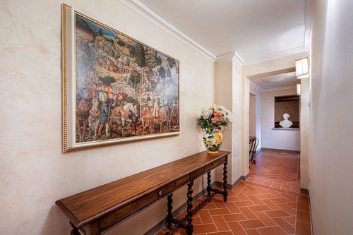 Country villa with a private swimming pool in Tuscany 24 Italian Breaks