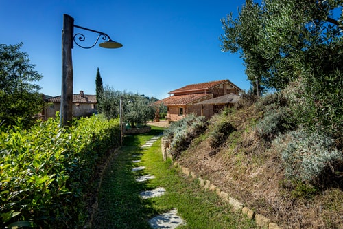 Country villa with a private swimming pool in Tuscany 25 Italian Breaks