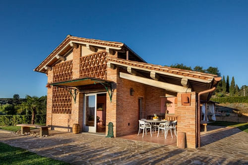 Country villa with a private swimming pool in Tuscany 29 Italian Breaks