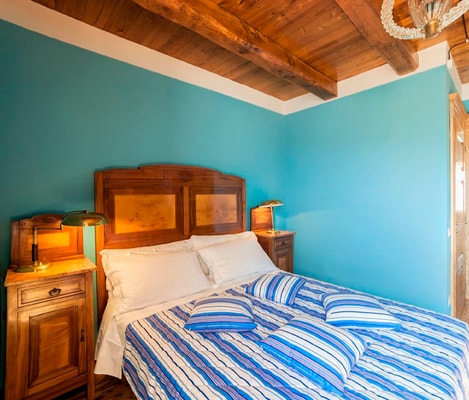 Villa Vibrante - 14 Guests - Independent Villa with pool 24 Italian Breaks