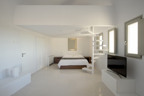 Villa Vasilias (16 Guests) - Modern villa with ool in Santorini 25 My Villa Breaks