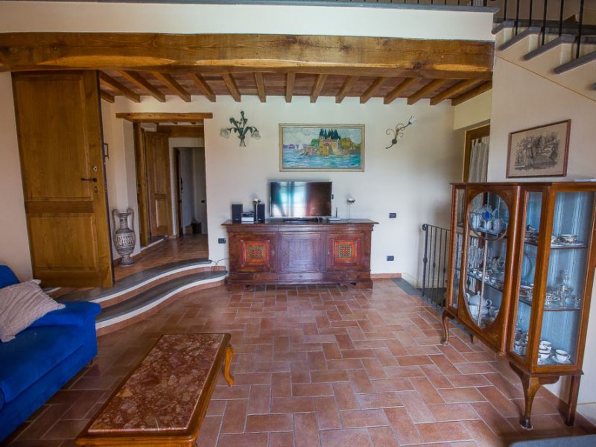 Villa Valentino - Villa with pool and stunning views 5 Italian Breaks