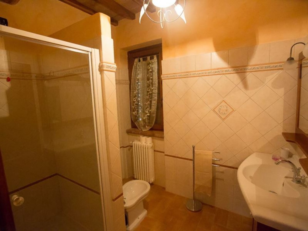 Villa Valentino - Villa with pool and stunning views 12 Italian Breaks