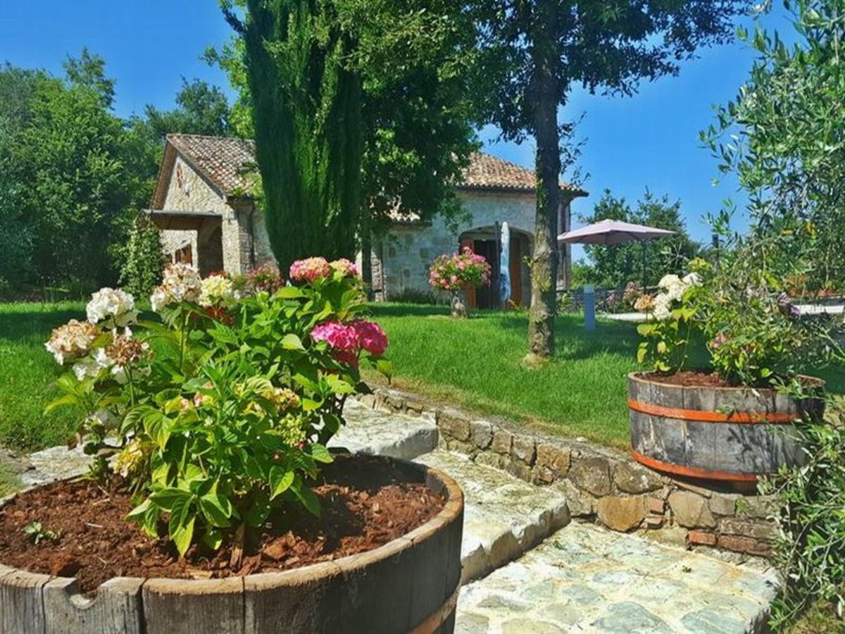 Villa Valentino - Villa with pool and stunning views 18 Italian Breaks