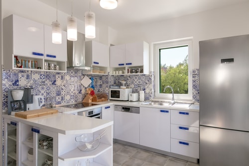 Villa Urma - Coastal villa with pool on Brac Island 5 My Villa Breaks