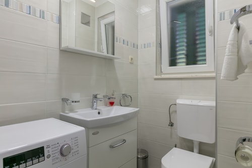 Villa Urma - Coastal villa with pool on Brac Island 8 My Villa Breaks