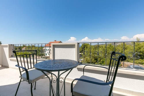 Villa Urma - Coastal villa with pool on Brac Island 15 My Villa Breaks