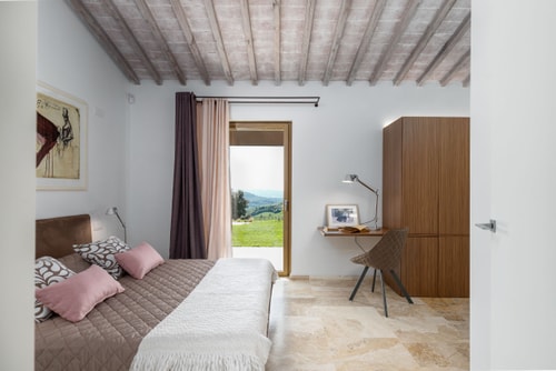 Modern Villa with Private Swimming Pool in Tuscany 17 Italian Breaks