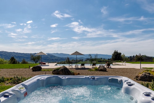 Modern Villa with Private Swimming Pool in Tuscany 33 Italian Breaks