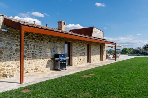 Modern Villa with Private Swimming Pool in Tuscany 41 Italian Breaks