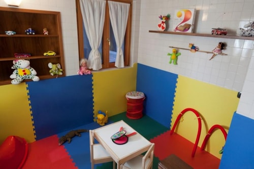 Villa Tamara - 8 Guests 40 Villas in Italy