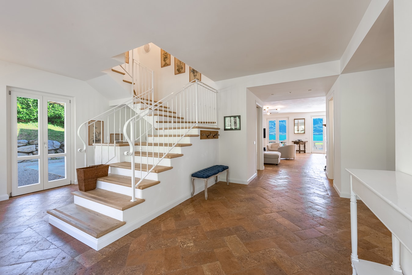 Villa Senagra - Private lake front villa with heated pool 13 Italian Breaks