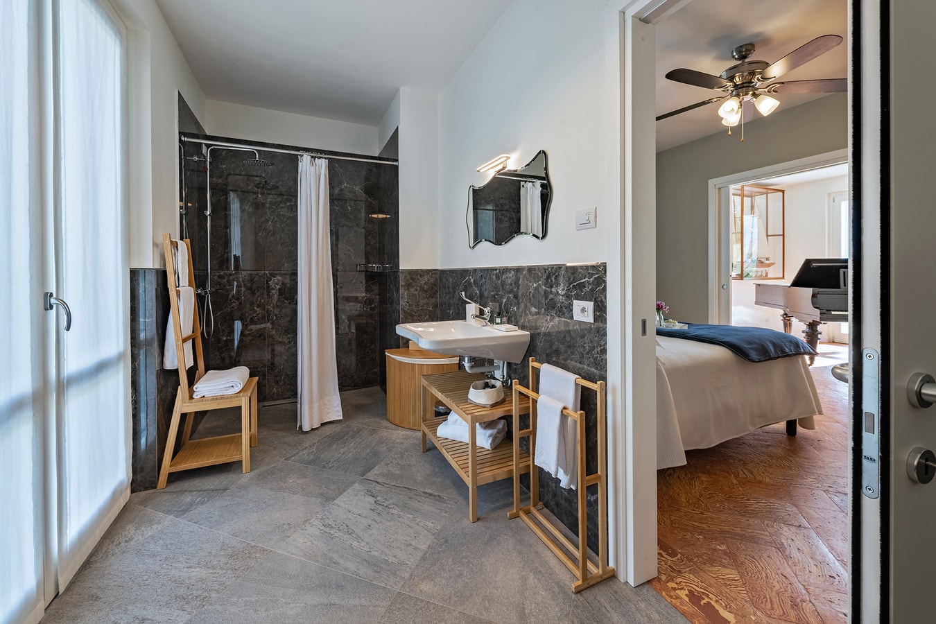 Villa Senagra - Private lake front villa with heated pool 17 Italian Breaks