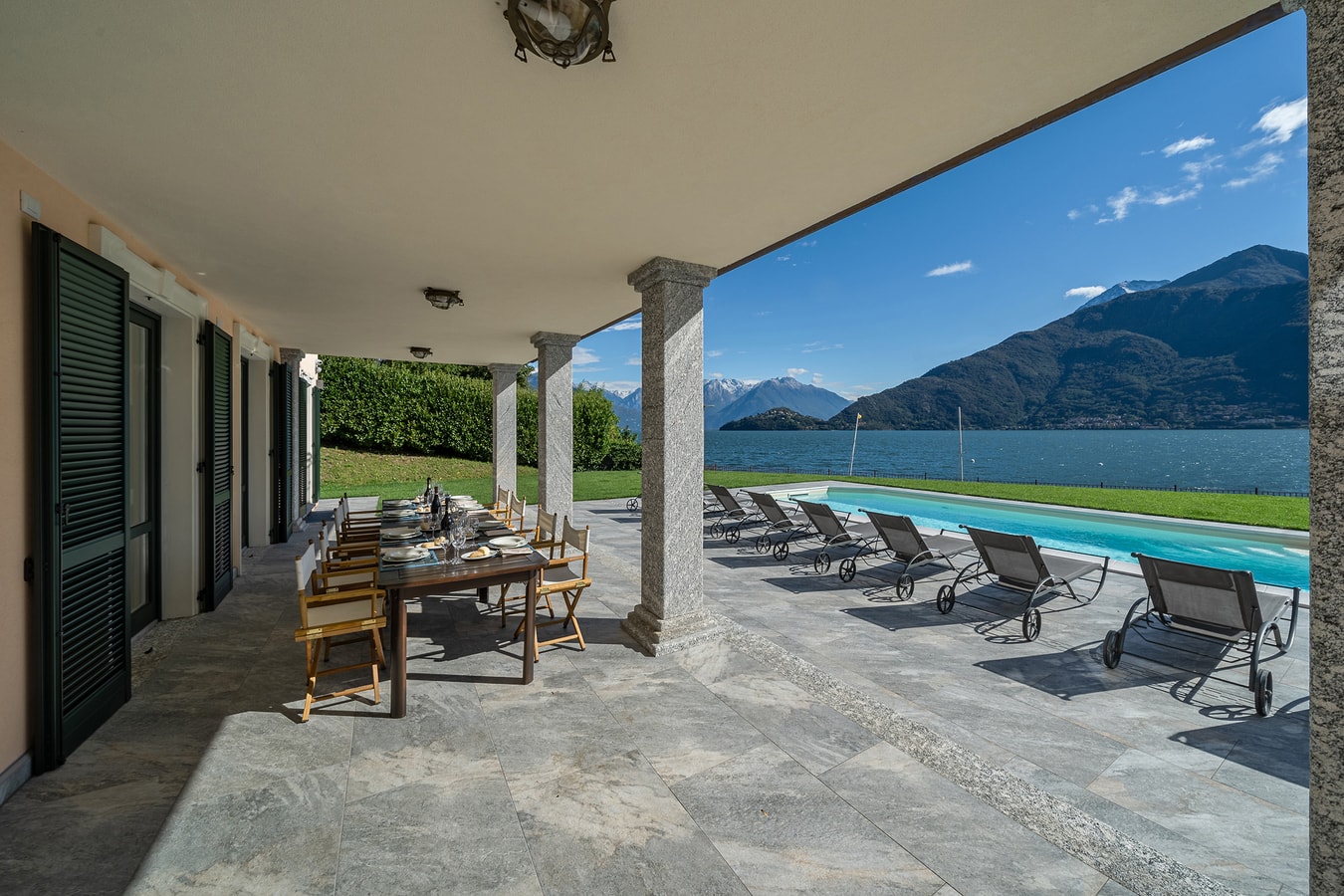 Villa Senagra - Private lake front villa with heated pool 47 Italian Breaks