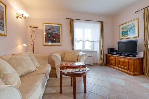 Villa Sarlota - Coastal villa with private pool, Brac 6 My Villa Breaks