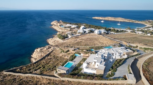 Luxury modern villa with swimming pool in Mykonos 2 My Villa Breaks