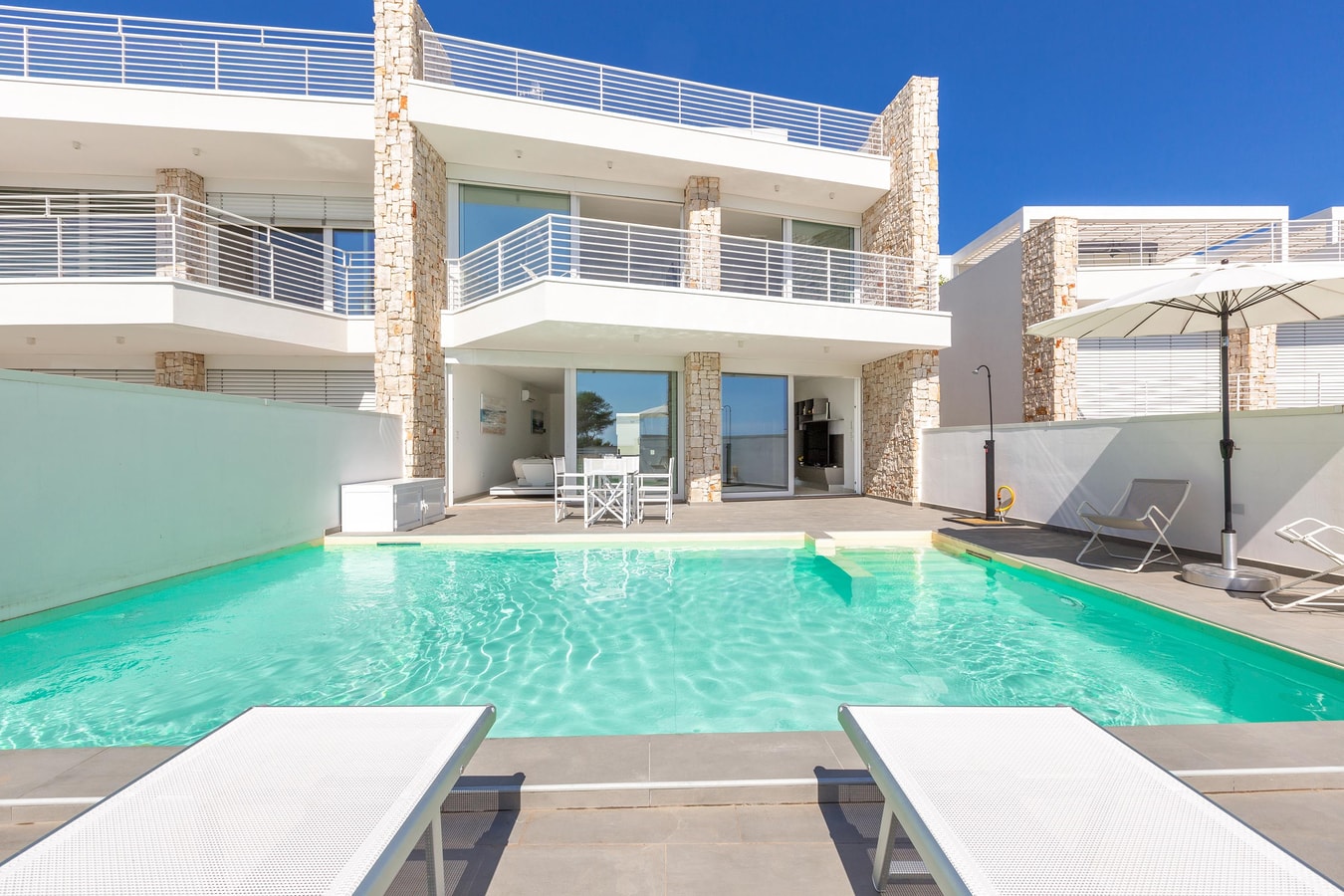 Villa San Pio - Modern private villa walking distance from sea and town 2 Italian Breaks
