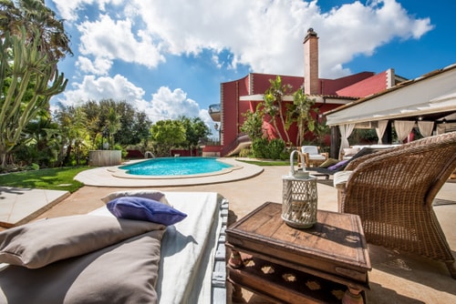 Modern villa with private pool near the sea 1 Italian Breaks