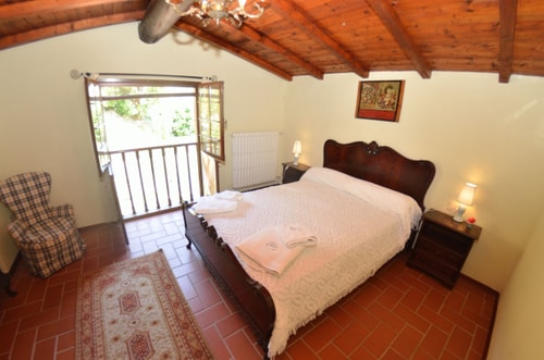 Villa Pontedera - Countryside cottage with private pool 9 Italian Breaks
