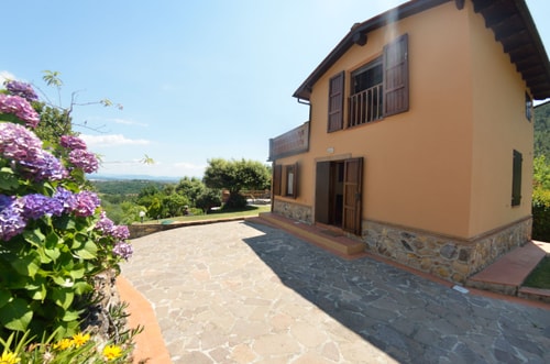 Villa Pontedera - Countryside cottage with private pool 19 Italian Breaks