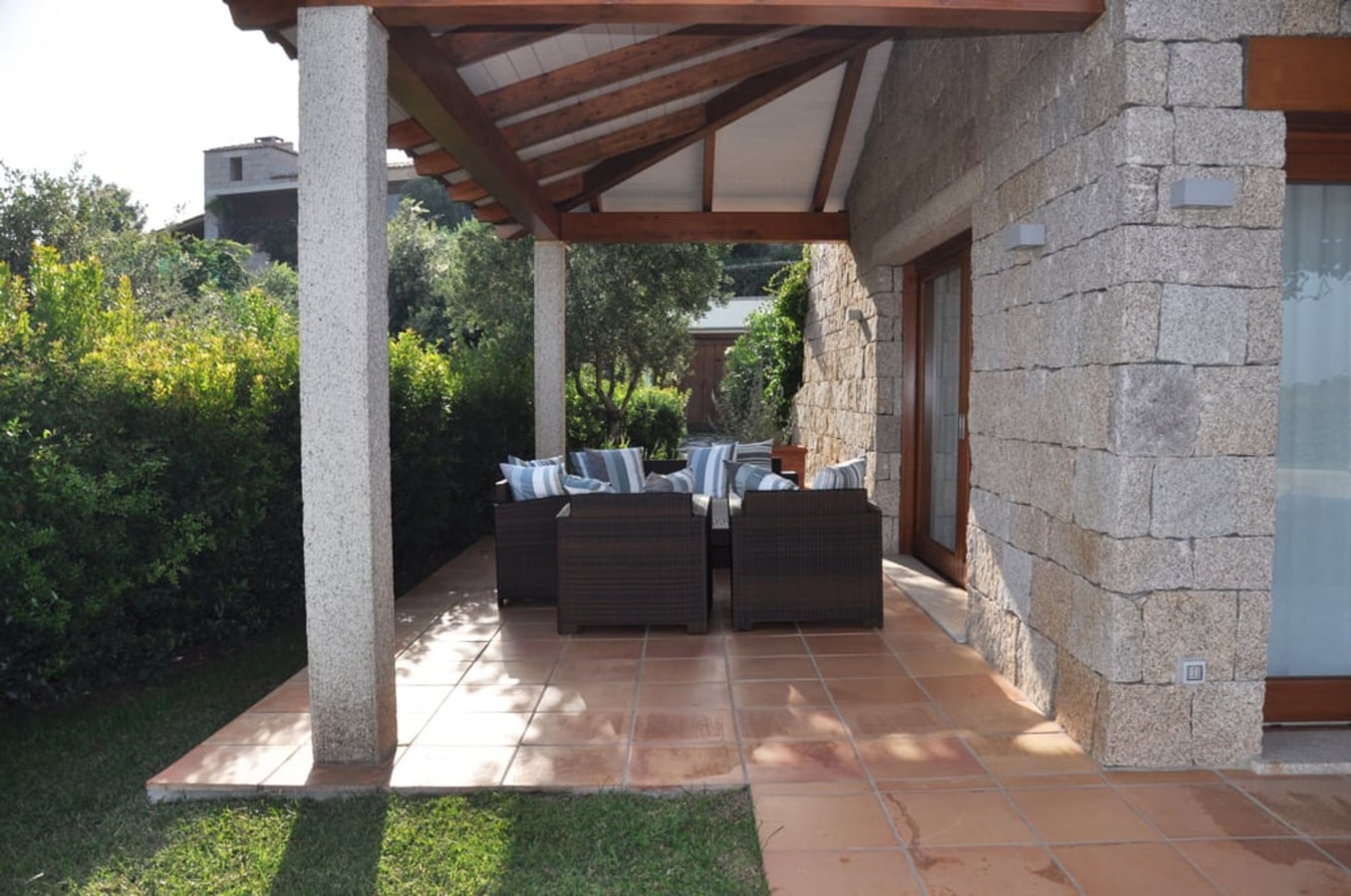 Private villa with swimming pool in Sardinia 27 Italian Breaks