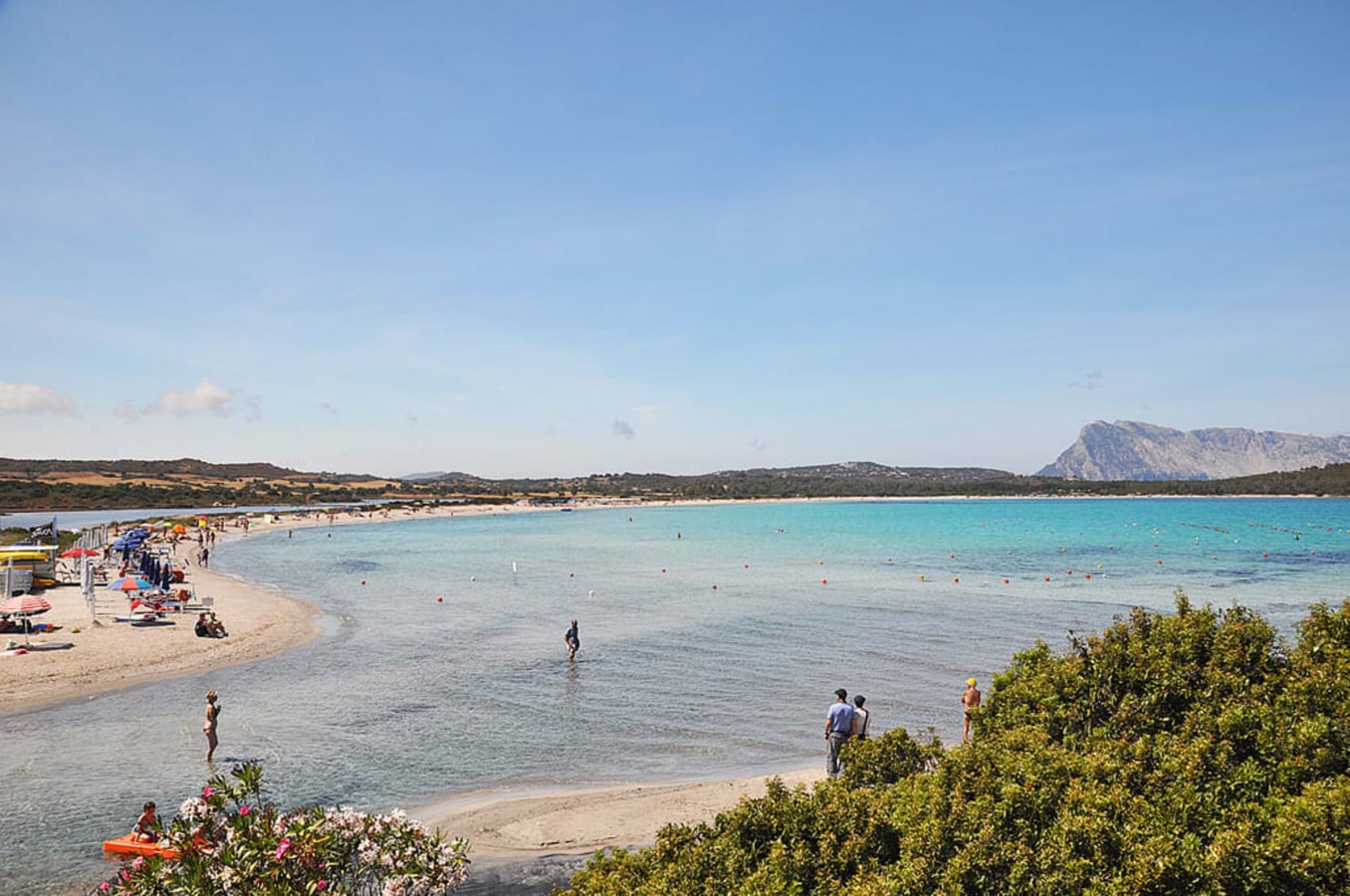 Private villa with swimming pool in Sardinia 31 Italian Breaks
