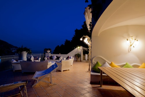 Villa Paradiso 86 Italian Breaks