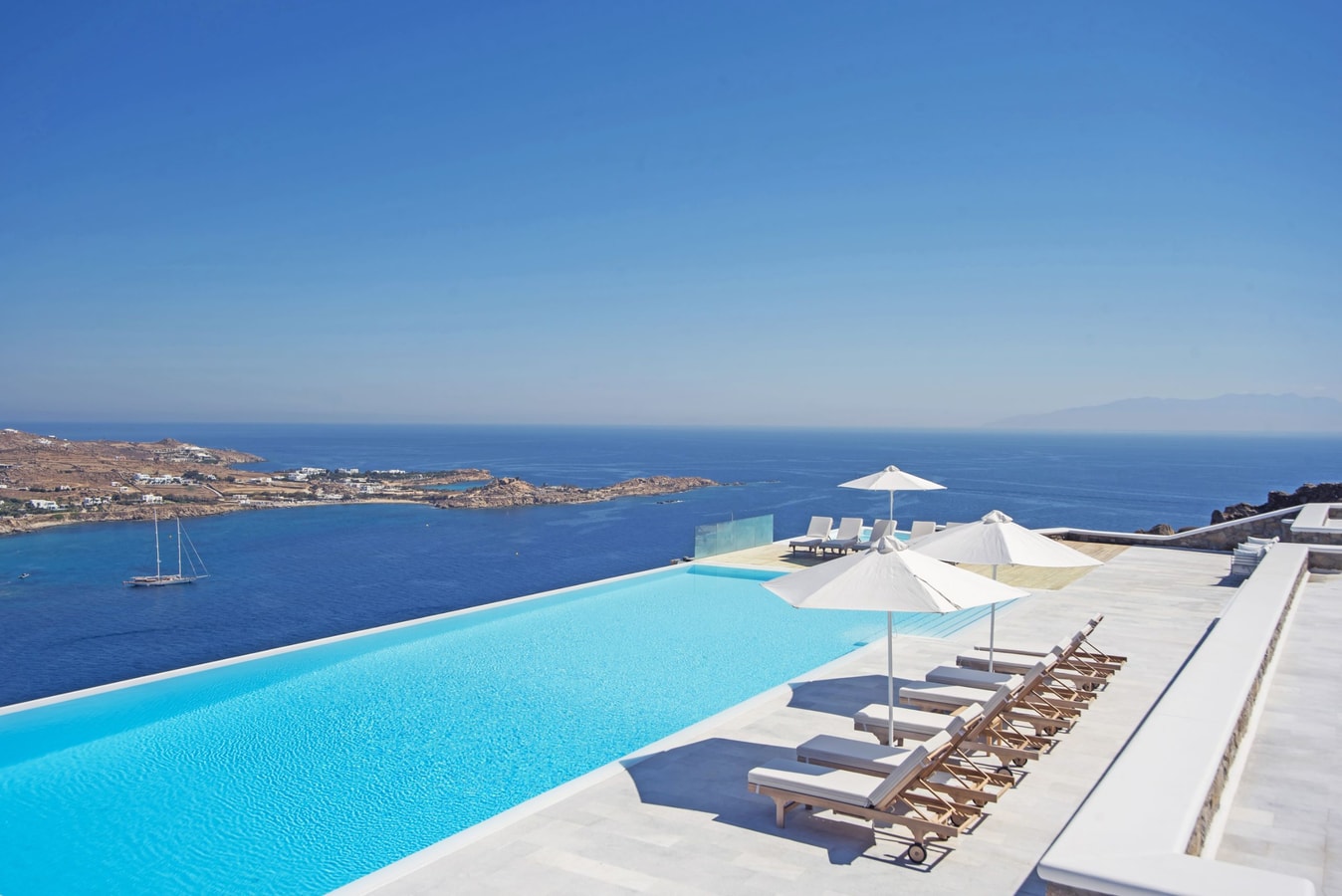 Luxury modern villa with swimming pool in Mykonos 1 My Villa Breaks