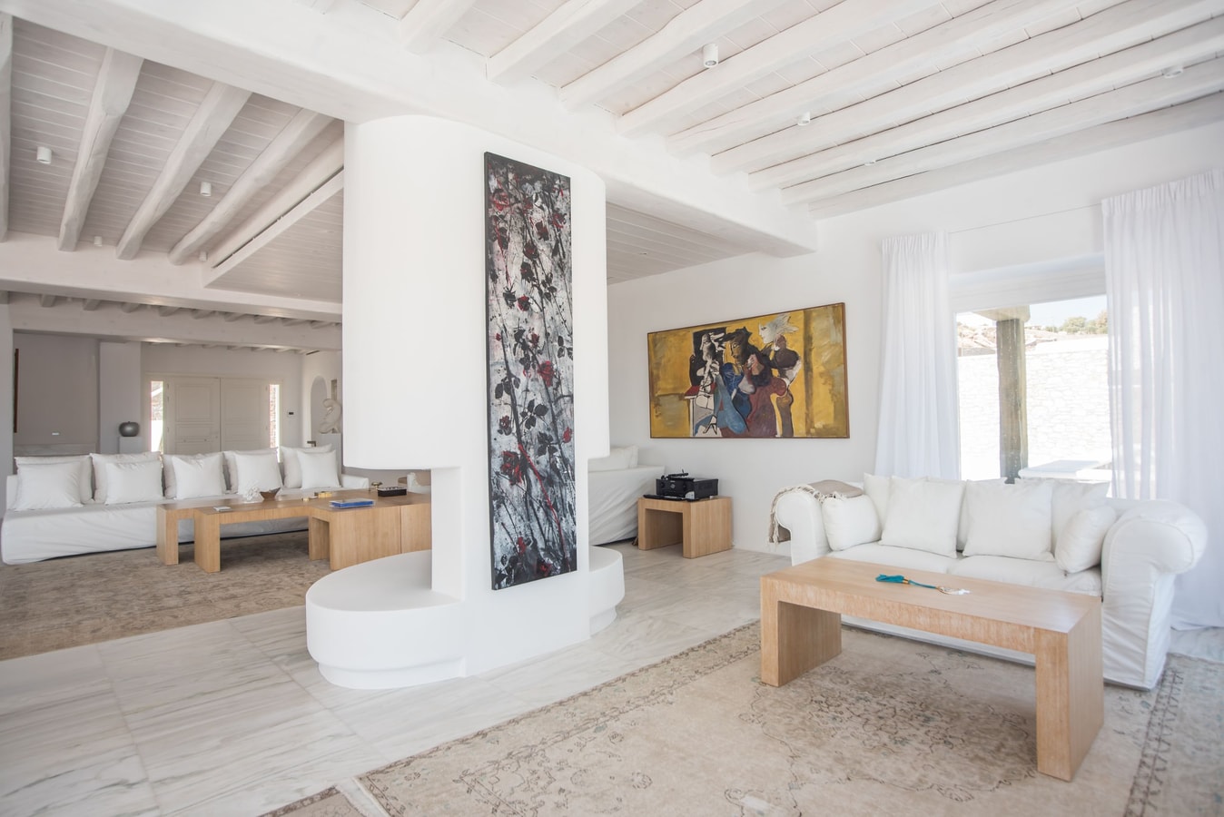 Luxury modern villa with swimming pool in Mykonos 2 My Villa Breaks