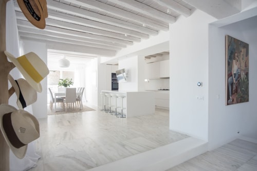 Luxury modern villa with swimming pool in Mykonos 4 My Villa Breaks