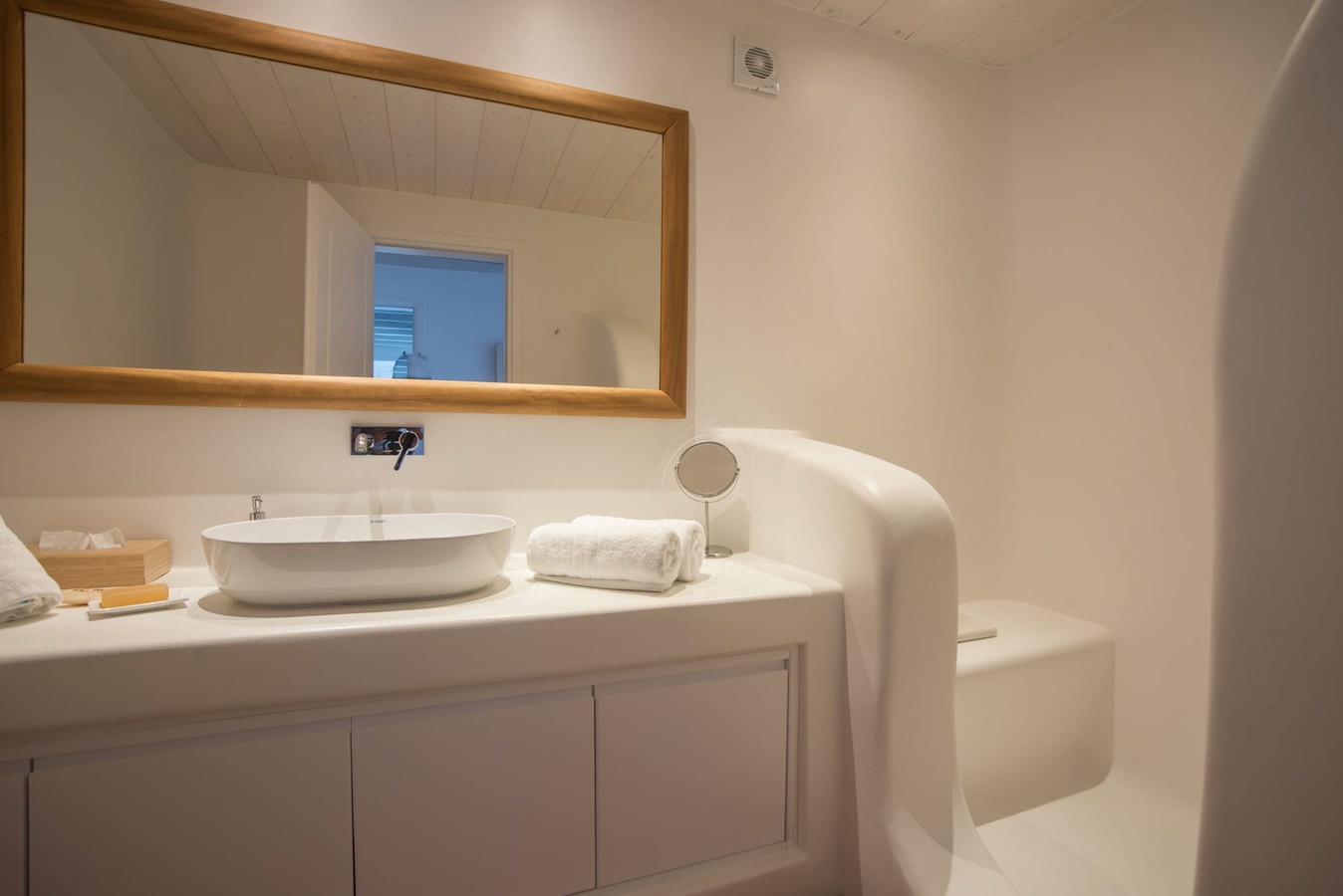 Luxury modern villa with swimming pool in Mykonos 26 My Villa Breaks